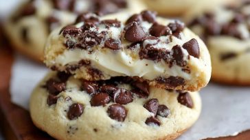 Chocolate Chip Cheesecake Cookies