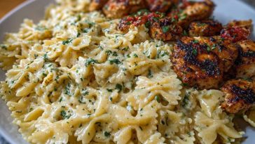 Cheesy Bowtie Pasta with Garlic Parmesan Chicken