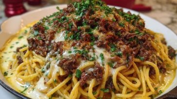 Creamy Cajun Beef Spaghetti with Three-Cheese Parmesan Sauce