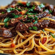 Sweet and Spicy Garlic Steak Pasta