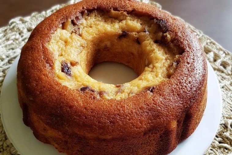 Fresh Apple Bundt Cake