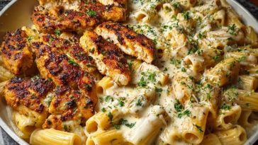 Spicy Cajun Chicken Rigatoni in Creamy Mozzarella Alfredo