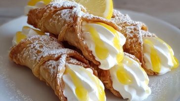 Zesty Lemon Meringue Pie Cannoli