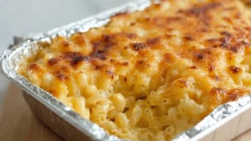Baked and Creamy Macaroni and Cheese