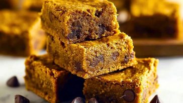 Chewy Pumpkin Blondies with Warm Spices