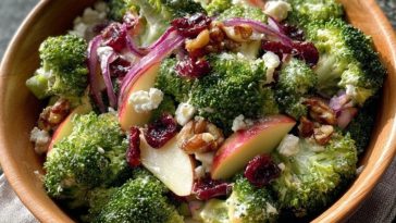 Delightful Honeycrisp Broccoli Salad