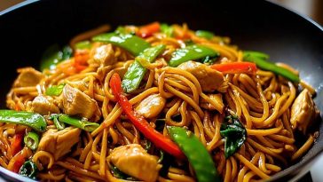Easy Chicken Lo Mein