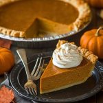 Easy Thanksgiving Pumpkin Pie