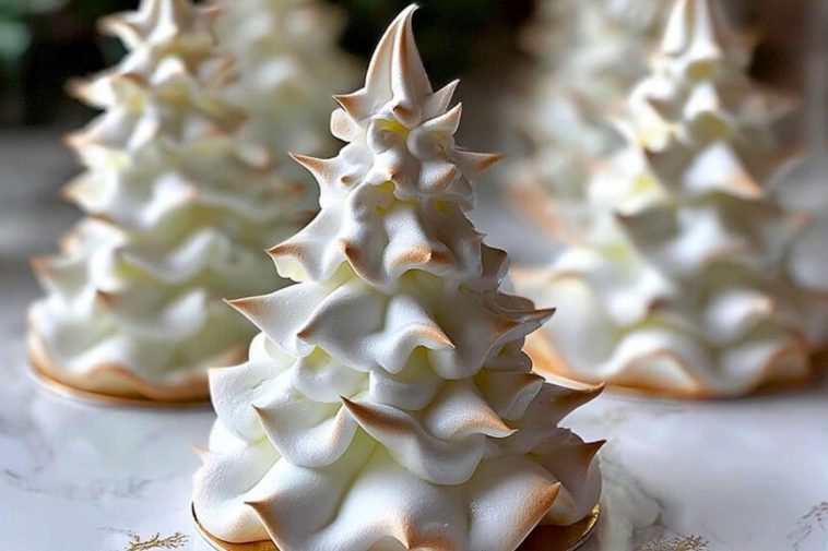Tree Meringue Cookies