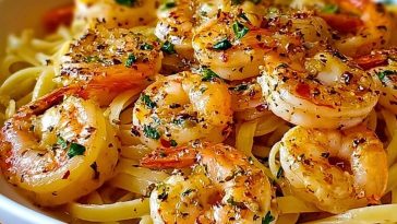 Easy Red Lobster Shrimp Scampi