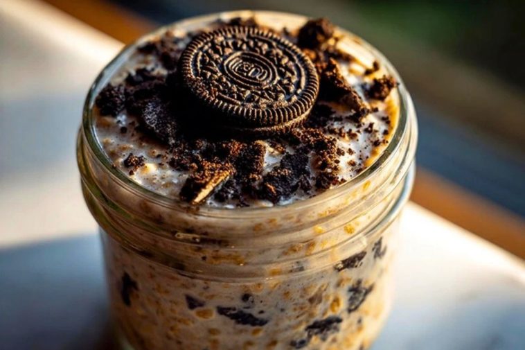 Oreo Overnight Oats