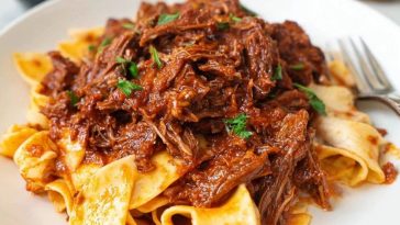 Slow Cooker Beef Ragu