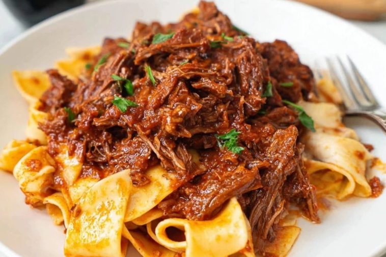 Slow Cooker Beef Ragu