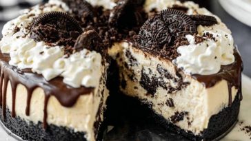 Easy Oreo Cheesecake