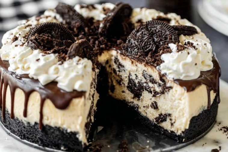 Easy Oreo Cheesecake