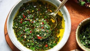 Traditional Chimichurri Sauce