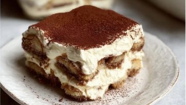 Traditional Italian Tiramisu