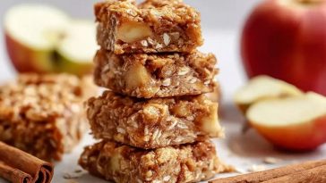 Chewy Apple Cinnamon Breakfast Bars