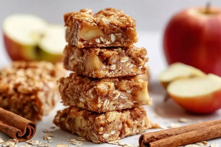 Chewy Apple Cinnamon Breakfast Bars