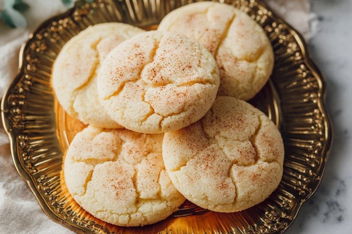 Cozy Eggnog Sugar Cookies