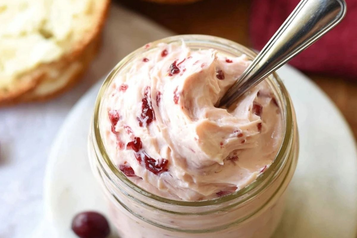 Homemade Cranberry Honey Butter
