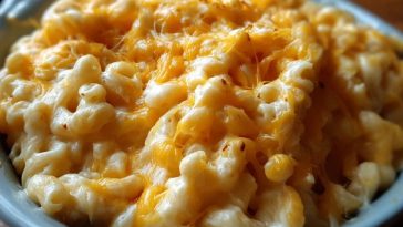 Crockpot Mac & Cheese
