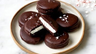Quick 20-Minute Peppermint Patties