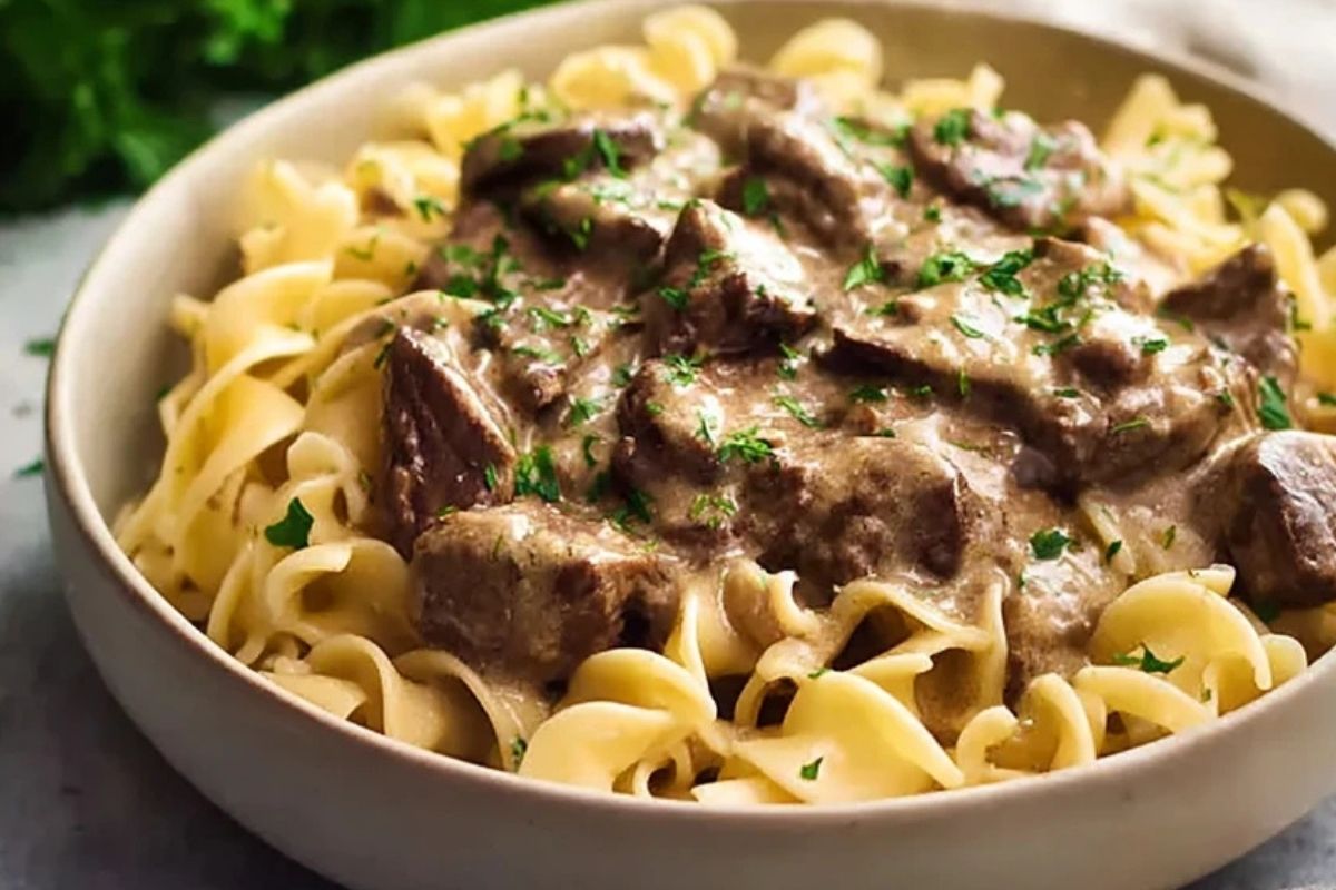 Quick Instant Pot Beef Stroganoff