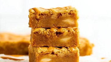 Biscoff Blondies