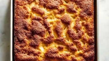 Classic Cinnamon Apple Cake