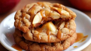 Easy Caramel Apple Cookies