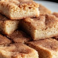 Easy Cinnamon Sugar Blondies