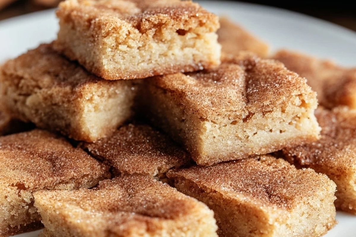 Easy Cinnamon Sugar Blondies