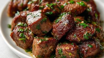 Garlic Butter Steak Bites