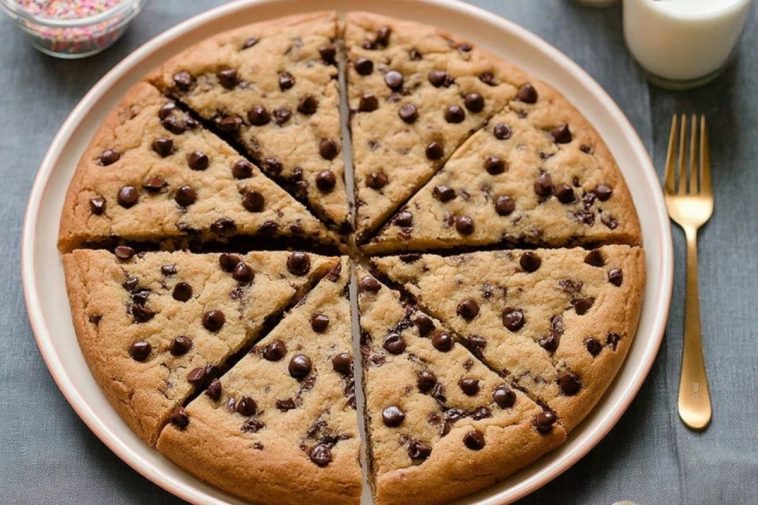 Giant Chocolate Chip Cookie