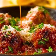 Homemade Classic Spaghetti and Meatballs