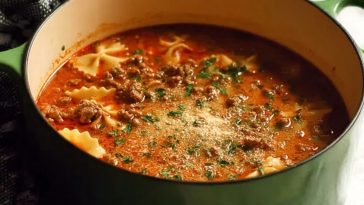 Creamy Lasagna Soup With Sausage And Ground Beef