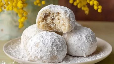 Melt-In-Your-Mouth Cream Cheese Snowball Cookies