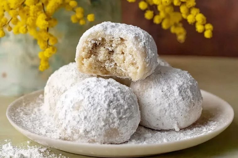 Melt-In-Your-Mouth Cream Cheese Snowball Cookies