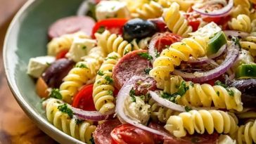 Simple Italian Pasta Salad