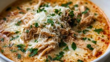 Slow Cooker Creamy Chicken Parmesan Soup