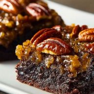 Easy Pecan Pie Brownies