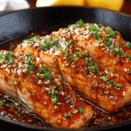 Honey Garlic Glazed Salmon