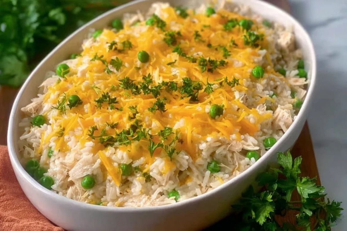 Simple Rotisserie Chicken and Rice Casserole