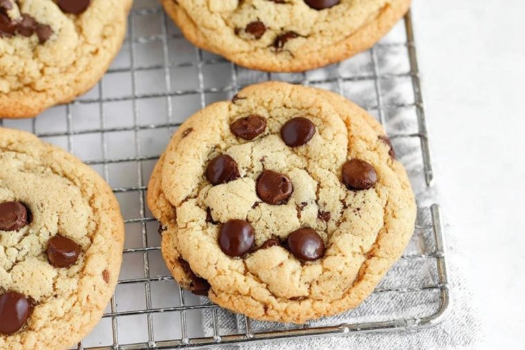Small Batch Chocolate Chip Cookies