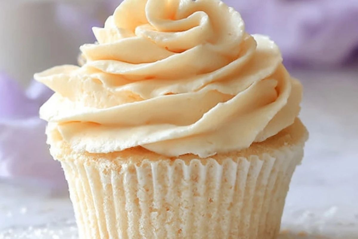 Whipped Banana Pudding Frosting